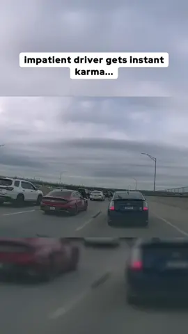 🤨