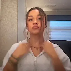 As soon as she posted it I instantly thought of Rudy from season 1  - scp: me (molscenepacks)  - #rudison #obx #outerbanks #madisonbailey #rudypankow 