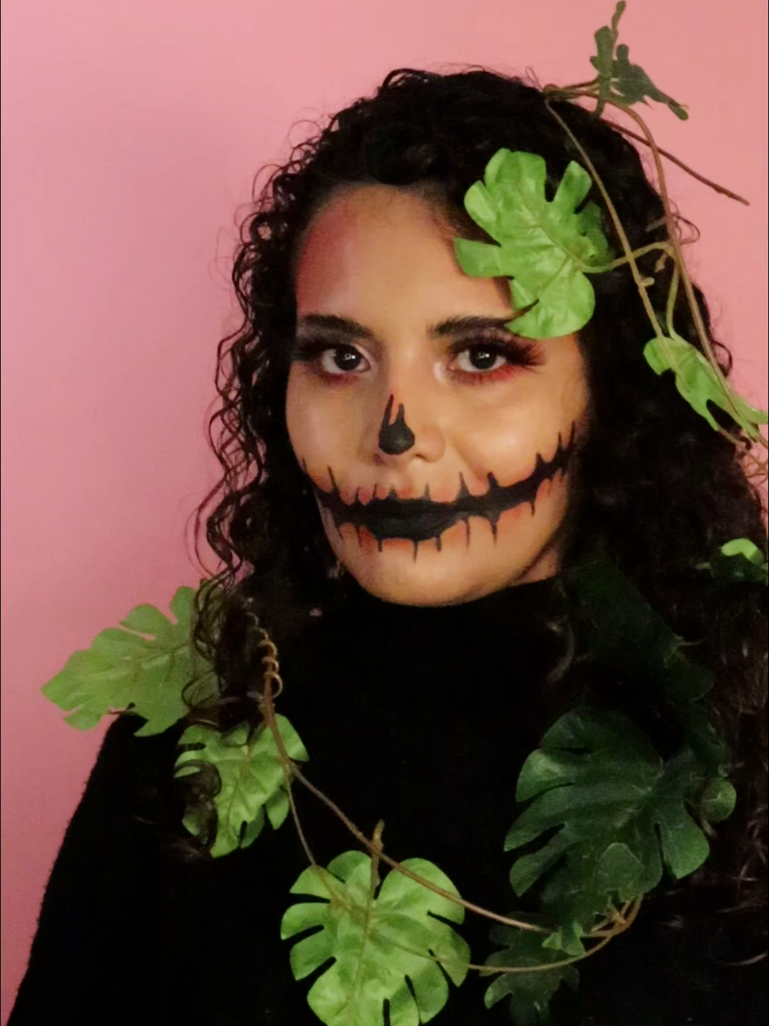 El juego ha  comenzado ¡AmoruSpooky está aquí!👻 ¡Ideas de maquillaje para halloween TODOS LOS DÍAS! 🎃 #spookyseason #spooky #pumpkinseason #calabaza #AmoruSpooky #halloweenmakeup #Halloween