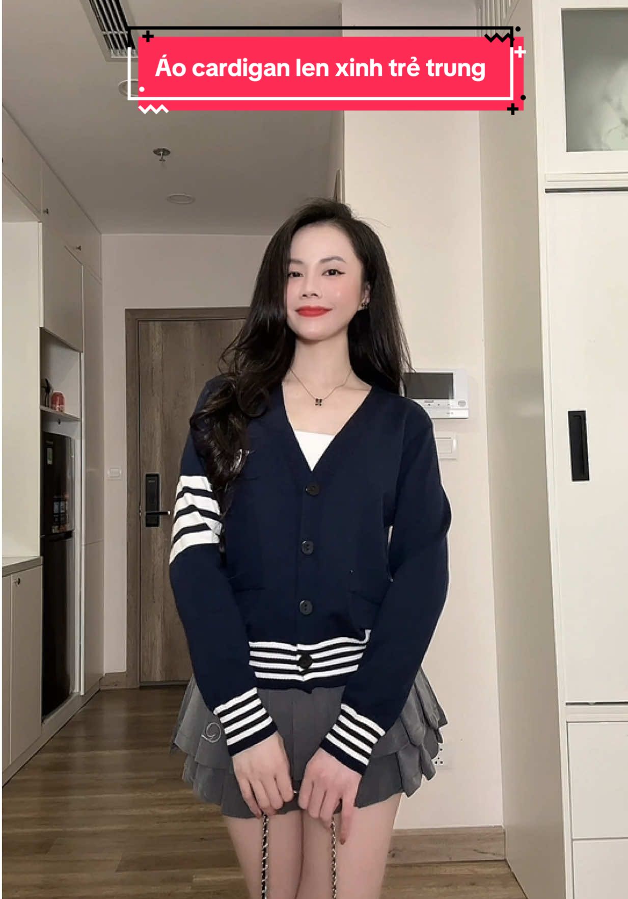 Chiếc áo cardigan xinh xuất sắc luôn ý, kiểu mặc lên vừa xinh mà trẻ trung ý #aocardigan #aolen #aokhoaclen #aokieu #thoitrangnu 