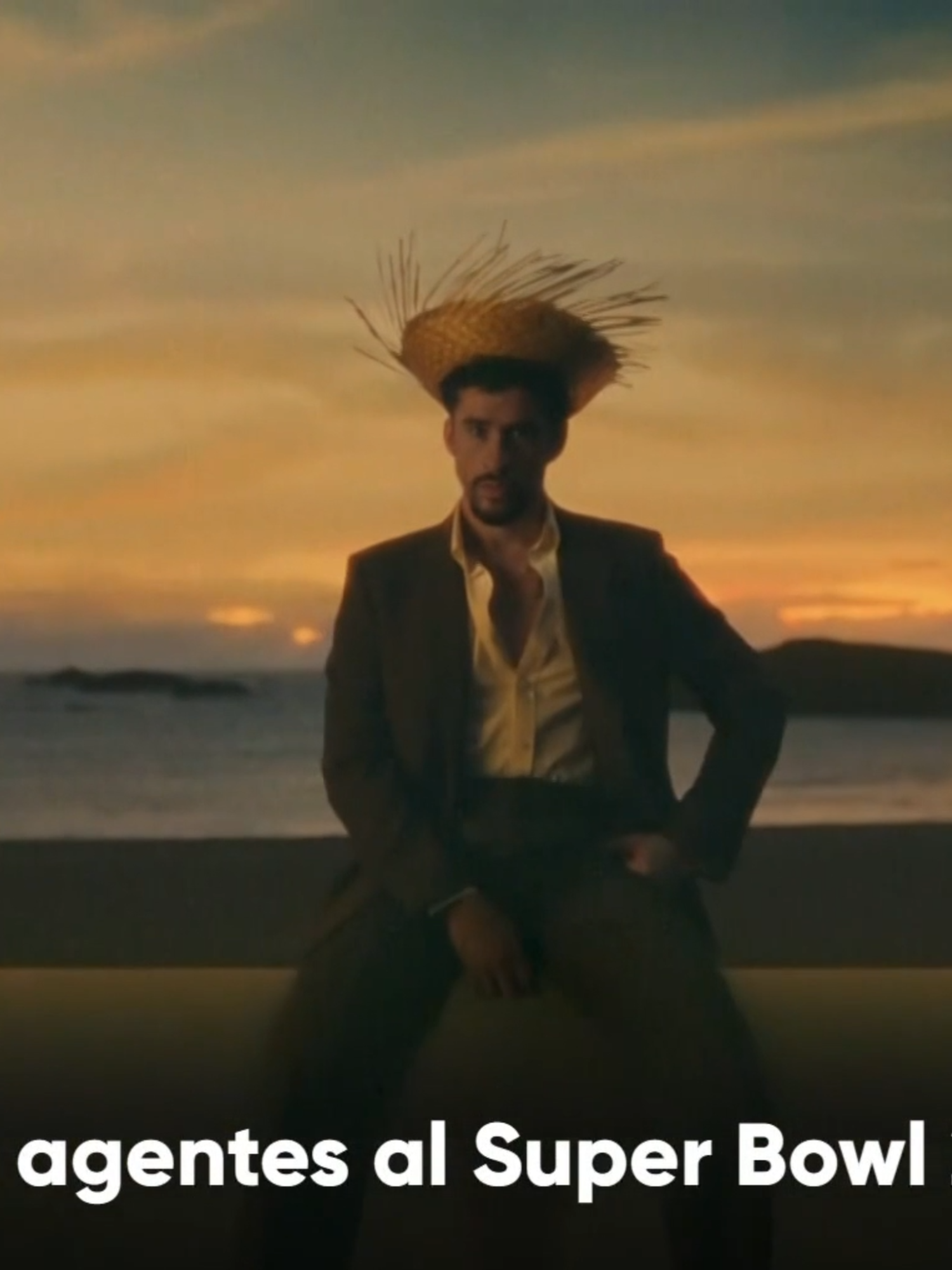 🏈 El Gobierno de Trump anuncia que enviará agentes de #ICE al #SuperBowl 2026. El puertorriqueño #BadBunny será el artista que se presentará en el espectáculo del medio tiempo.