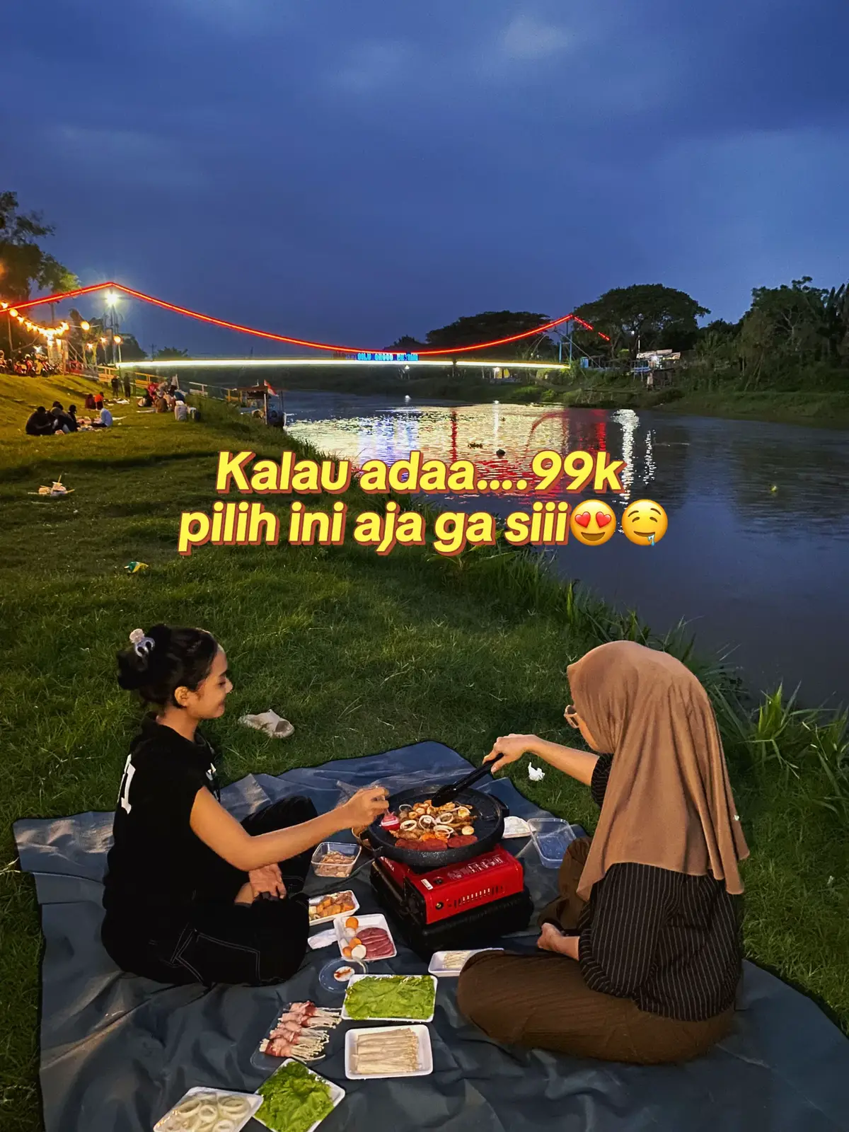 Kalau ada… 99k pilih ini ajaaa, mau sama mu saja, semuanya. Ini dada isinya kamu semuaaa😍😍 #foryourpage #xybca #kulinerpati #sewaalatpiknik #ngegrill 