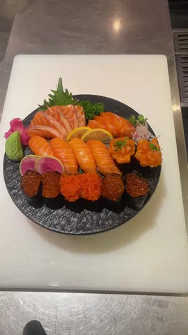 Sushi cá hồi tổng hợp🍣 #sushilover #fyp #amthucnhatban #fyp #xuhuong 