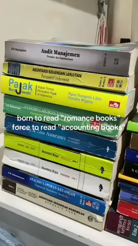 btw ini aku preloved-in yaaa! Kalo mau bisa chat tiktok dulu ya!🫶🏻 #prelovedbuku #akuntansicheck #belajarakuntansi #preloved #bukuakuntansi 
