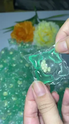 2 thùng 140 viên nước giặt xả, thơm lâu Hương Hoa Trà . Đang được trợ giá rẻ lắm 