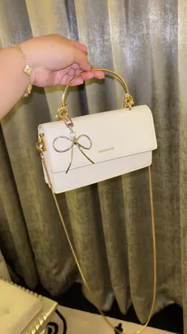 cantik pol🤍🤍 #tascantik #tasselempang #handbag 