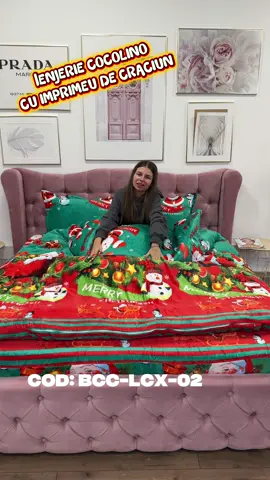 🎄 Lenjerie Pat Dublu Super Pufoasă COCOLINO cu Elastic – 4 Piese, Model Moș Crăciun 🎄 Cod produs: BCC-LCX-02 Transformă dormitorul într-un colț de poveste de Crăciun!  📍 Showroom Cumparamisim – Ilfov 🛒 www.cumparamisim.ro 📲 0773 981 485 | ☎️ 031 433 65 00 #lenjerie #cocolino #moscraciun #patdublu #pufoasa  
