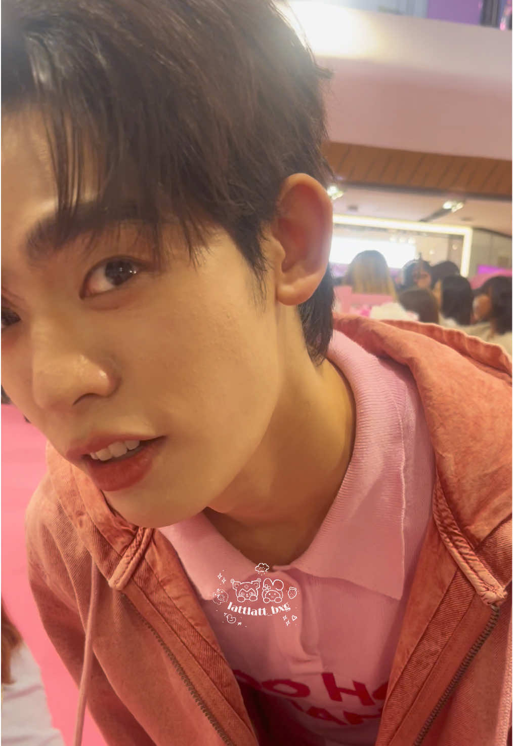 พี่ป๋อเท่มากกก😭 #CentralSanrioFairxTeeTeePor #porsuppakarn @Porsuppakarn #ป๋อตี๋ตี๋ #teeteepor 