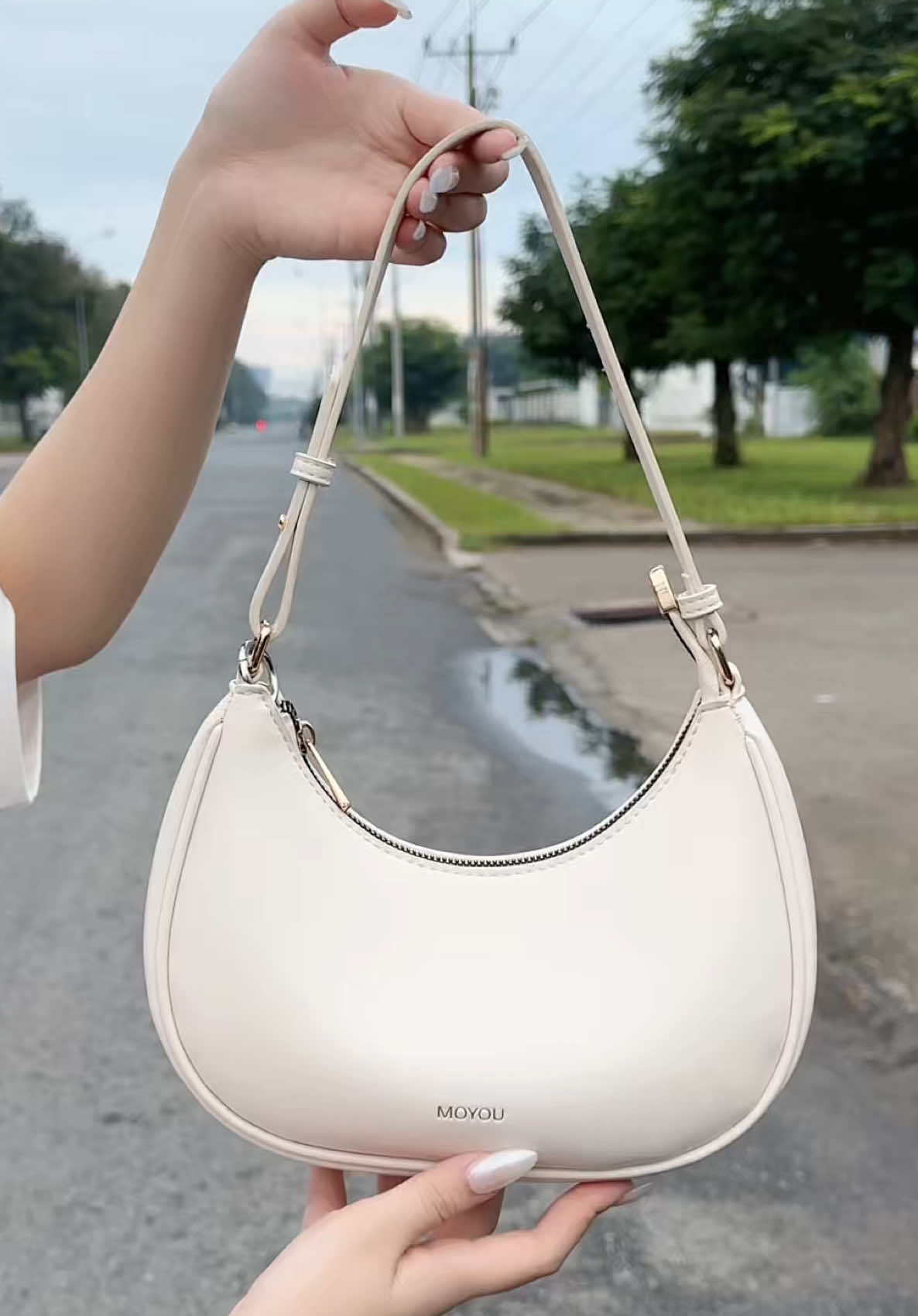 Túi Moyou phong cách Hàn Quốc cho mí bà nè 🇰🇷😚 #moyou #tuixach #tuixachnu #tuixachdep #tuikepnach 