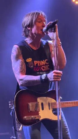 @Keith Urban @Keith Urban @Keithurbanofficial @keithurbanofficialclub @KEITHURBAN @Keithurban @keithurban_fanpage232 @Keith Urban @People Magazine @Variety @US Magazine #keithurban #nicolekidman #divorce #nashville #blue 