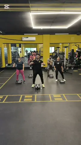 next one 👉Left,Right .  #zumba #dance #cardio #Fitness #aerobbic 