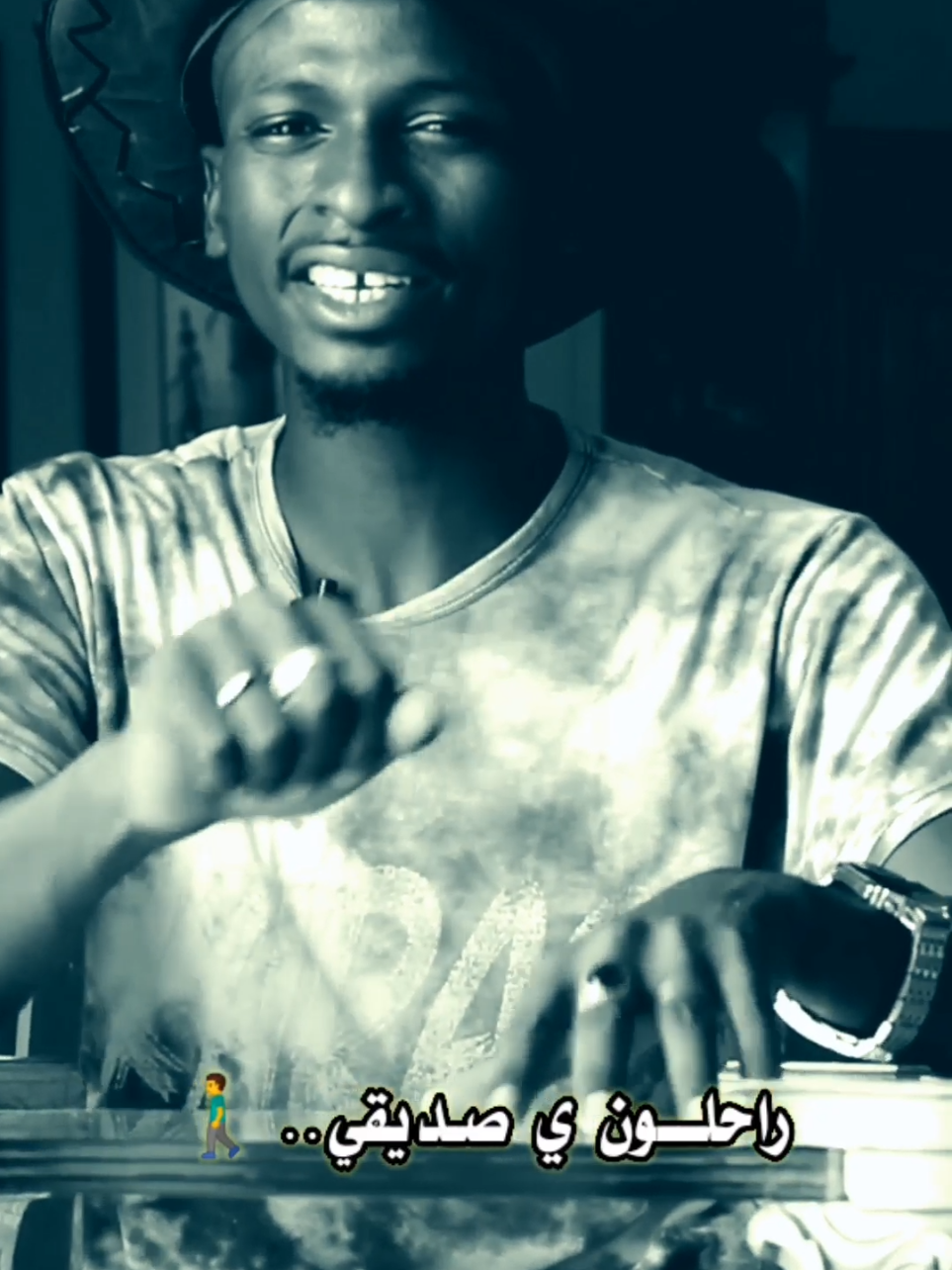 جميعهم راحلون ي صديقي 🙅‍♂️ ولـن يبقي معك الا هاتفـك🚶‍♂️ فشحنه جيدا ي صديقي🤳 #روائع_الاستثنائي  #عشاق_الاستثنائي  #الاستثنائي 