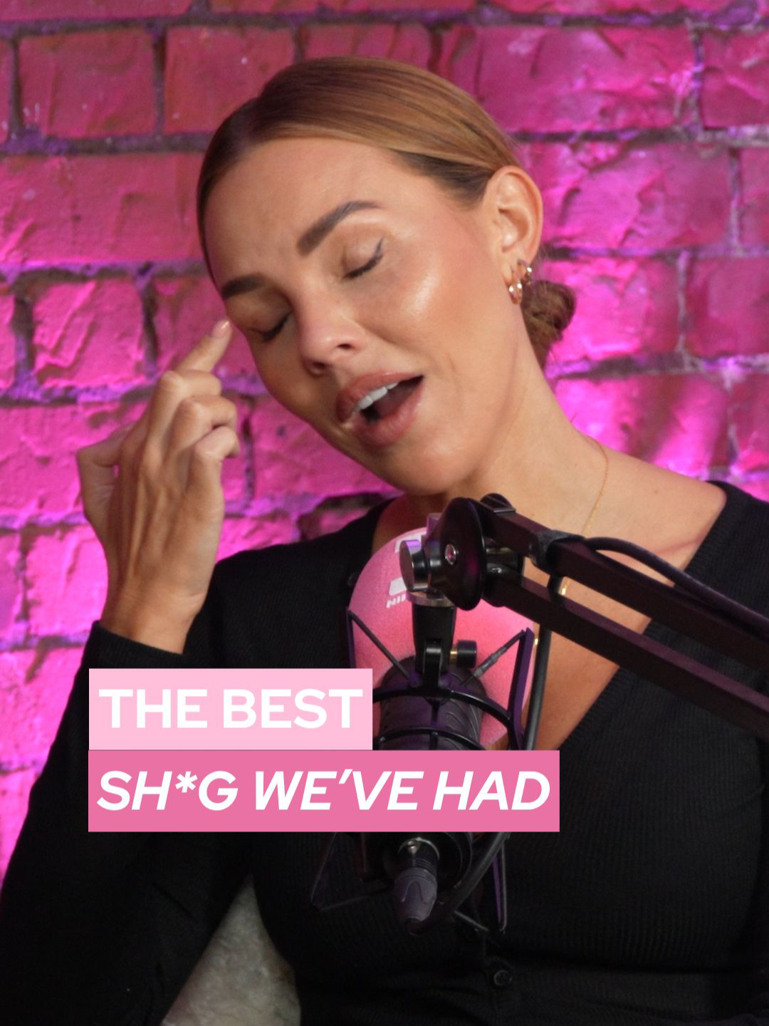 What’s the one word you’d love people to use when describing you? In this last weeks bonus ep, we chatted about the things we’d secretly hope others say about us (and if we think it’s actually true 👀). A little bit of wishful thinking never hurt, right? 💭 Listen now on Patreon or Apple Subs 🎙️