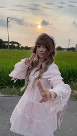 Jump super high~😋#Lolita #livingdoll #eglfashion #OOTD #cute 