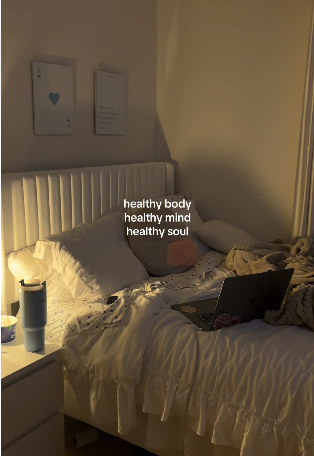 🧘🏼‍♀️🧘🏼‍♀️ #workingonyourself #postgrad #lifestylecontentcreator #healthylifestyle #HealingJourney 