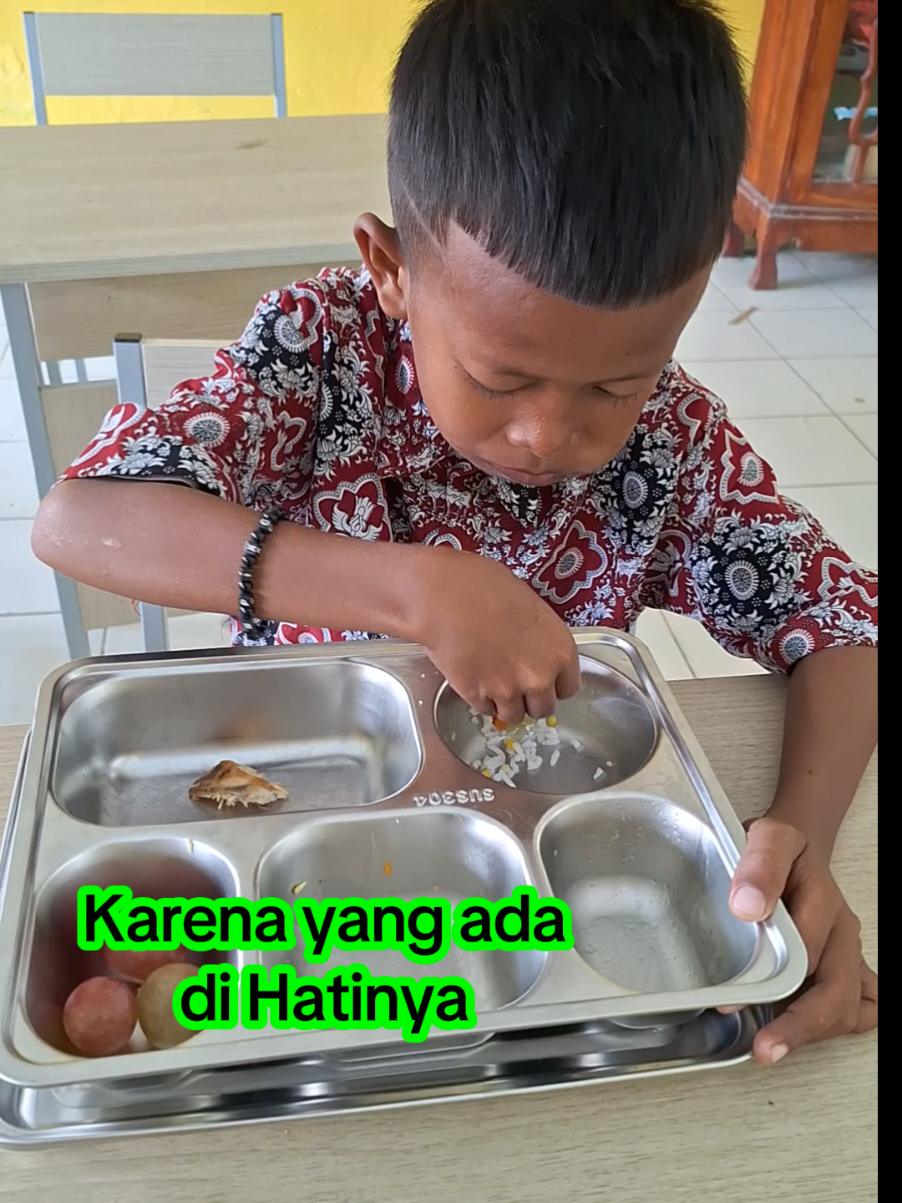 Program Makan Gratis yang sangat Tepat Sasaran Terimakasih Pak.Presidenku #MBG  #guruslb😘  #anakanaksurga 