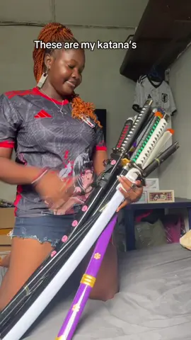We sell the best quality  steel katana’s  Price : 95k-100k  Dm or link in bio to order  #fyp #animegirl #anime #katana 