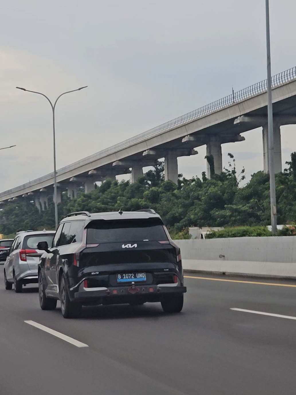 KIA EV 9 🔥