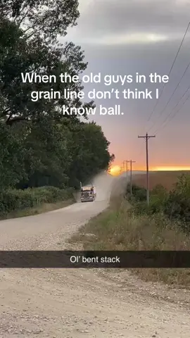 We don’t go more than 100 miles from the house anymore. But there was a time….#fyp #fypシ゚viral #mohrthantheshine #kenworthw900 