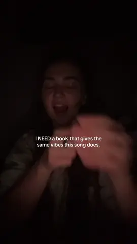 This song is a drug #fantasybooks #romancebooks #reader #reading #slowburn 