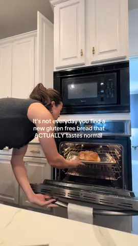 I have officially found the best gluten free bread!! Run to Whole Foods to see for yourself!  @GreenLite #glutenfreebread #greenlitebread #glutenfreeartisanbread #glutenfree 