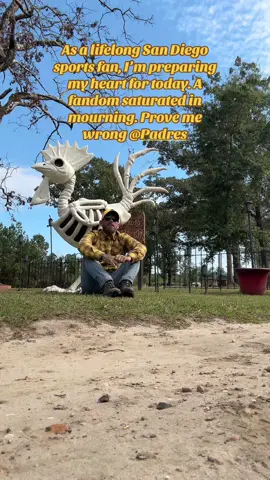 LFGSD💛🤎 @Padres #sandiego #padres #baseball #machado #yudarvish 