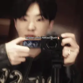 i was literally crying while watching his pre-recorded vlog, bring back my man! 😭😭 #seventeen #hoshi 