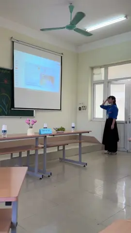 Demo chỉ là mở màn, giờ mới là trọn vẹn🎶. Bỏ qua bản quay bằng máy giặt kia nha mọi người @Uynh潆#kỉniệm #nhuocthuytamthien#sfl_#xuhuong 