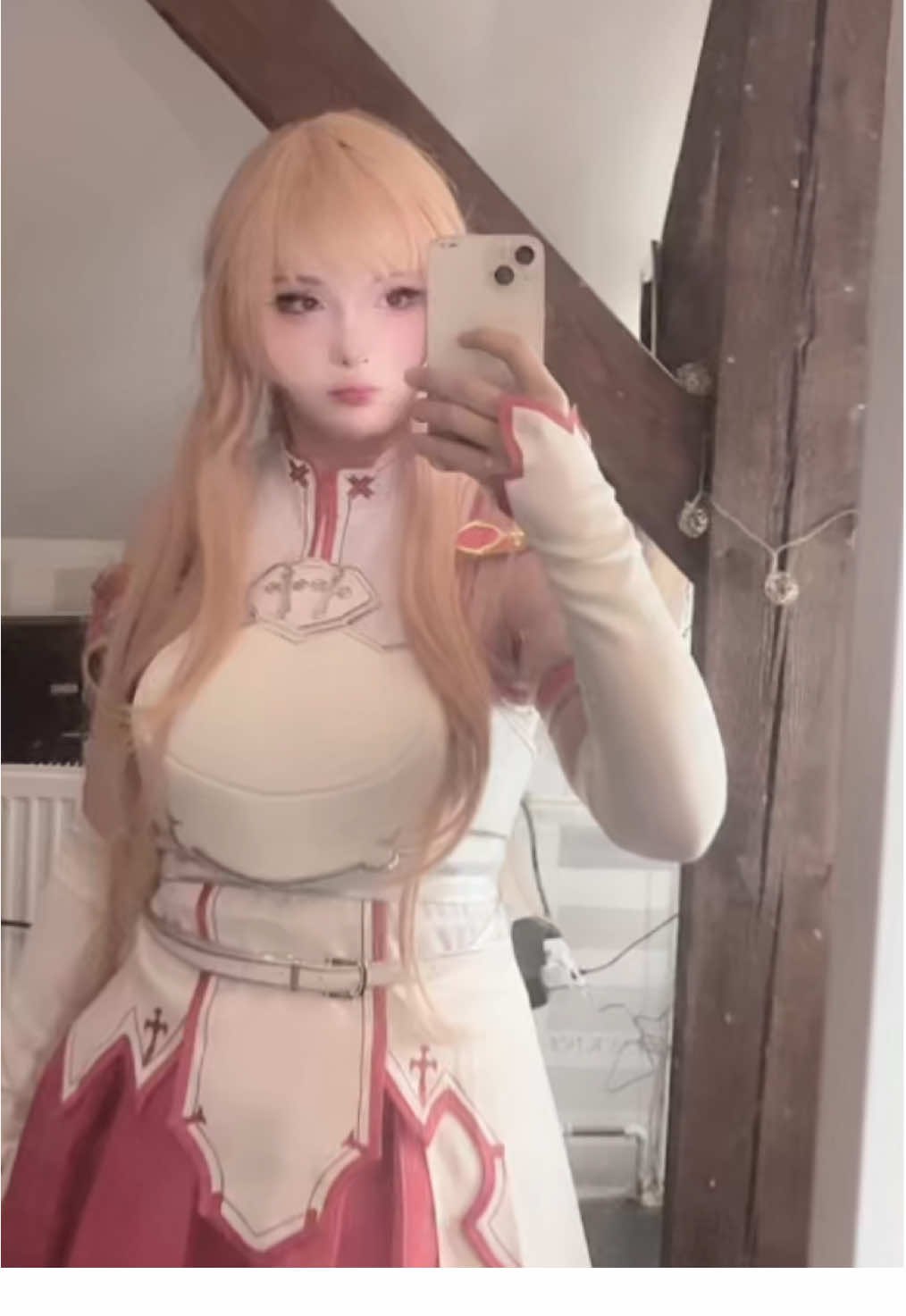 Lowkey wanna cosplay her again this weekend #asuna #asunacosplay #swordartonline #swordartonlinecosplay #asunayuukicosplay 