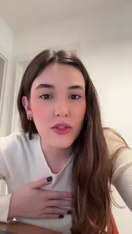 achei que tivessem hackeado minha conta. sumiu minha foto, nome e bio aqui do tiktok #tiktok #foryoupage #hacked 
