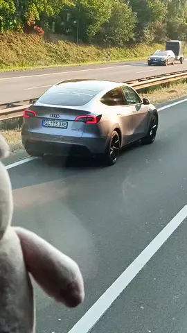 ich breche ab😂😂😂😂 #fyp #tesla #audi #lustig 