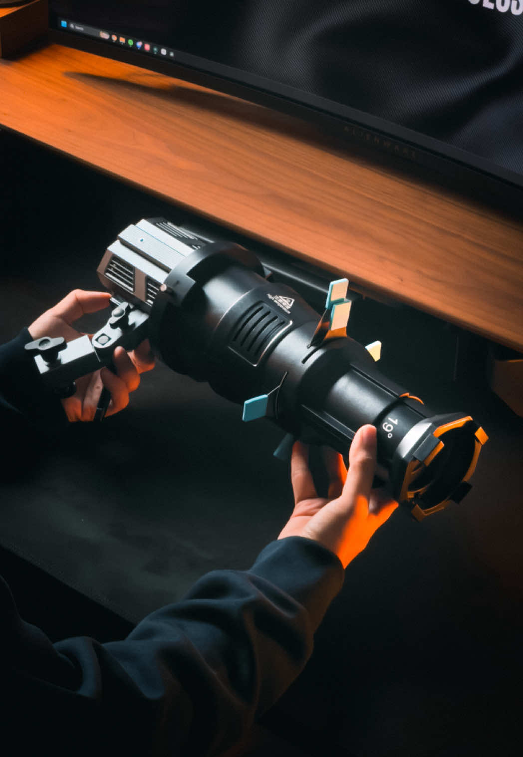 Un-gatekeeping how your favorite creators always seem to have those natural golden hour sunlight streaks in their videos… A gobo projector attachment on a COB light can fake some really beautiful natural sunlight in my studio — and with gobos, you can create window streaks, plant shadows, or any shape of cinematic shadows you usually only get at golden hour. It completely changes the mood of a shot and makes small spaces look way more dynamic. It also doesn’t have to cost a bomb — I got mine off of TEMU. Comment “link” for it — and you can search code “dya5228” within the TEMU search bar for some new user deals if you hop on it. #temuhaul #temucodes #temufinds #cinematic #lighting @Temu Finds 