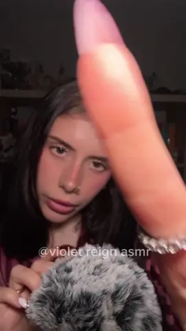hiiii i found a new way to record yay #asmr #mouthsoundsasmr #asmrtriggers #asmrhandmovements 