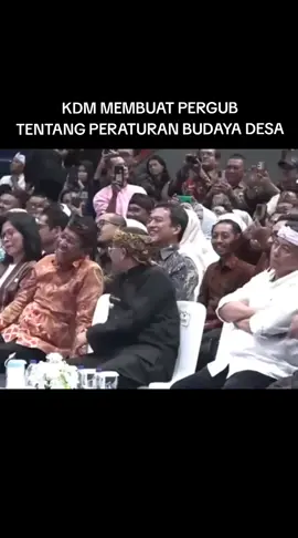 KDM MEMBUAT PERATURAN GUBERNUR TENTANG PERATURAN BUDAYA DESA #jawabarat #gubernurjawabarat #bapakaing #kangdedimulyadi #kdm 
