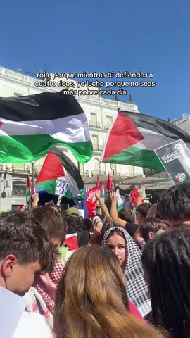 la sangre roja y el corazón a la izquierda siempre ❤️💛💜 #freepalestine #madrid #republica #españa 