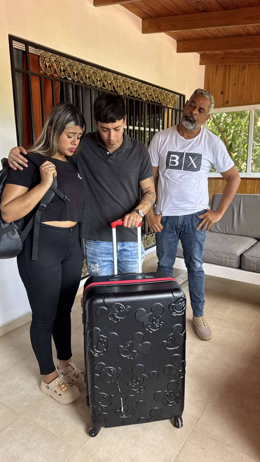 Hijo llega con su novia embarazada y el padre le da una gran lección 😨#fypシ #fypシ゚viral #viral 