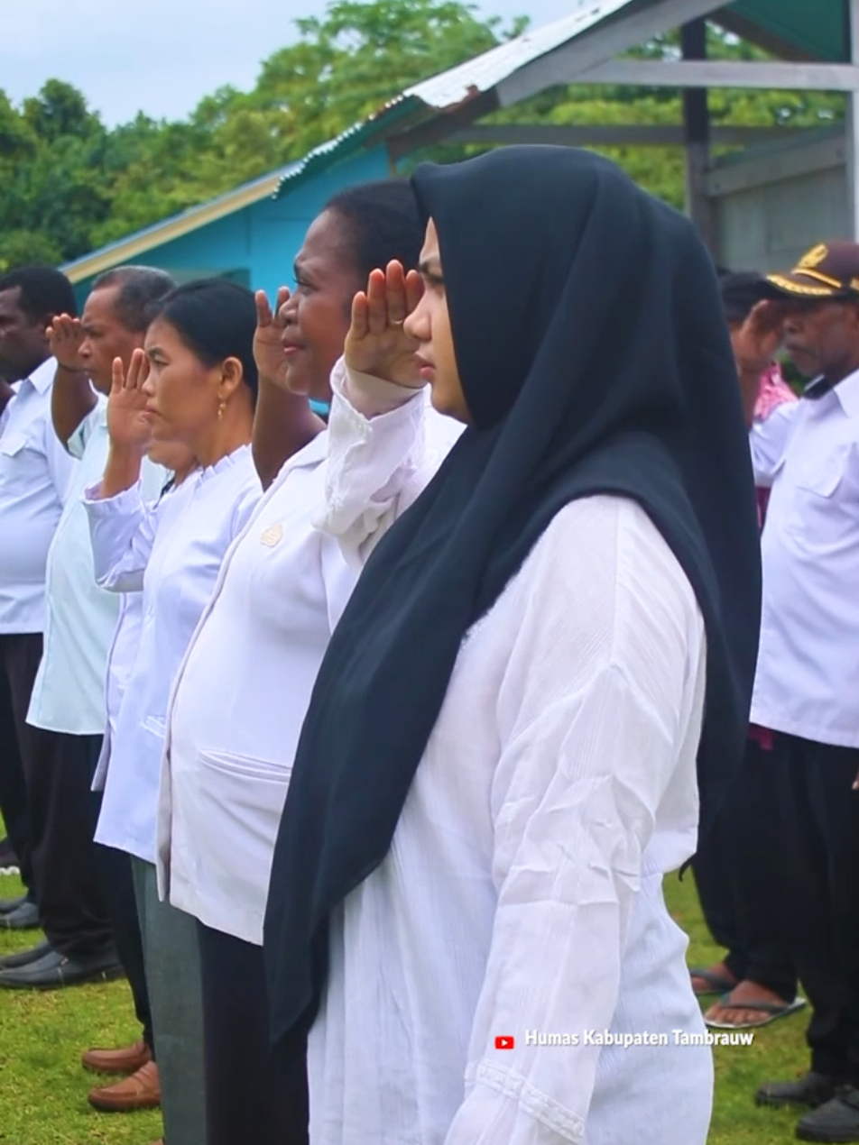 Bupati Tambrauw Pimpin Apel Bersama Guru, Tenaga Kesehatan dan Pelajar di Kampung Waibem Distrik Abun Pada Rabu. (01/10/2025) #bupatitambrauw #kamoungwaibem #distrikabun #fyp #foryoupage 