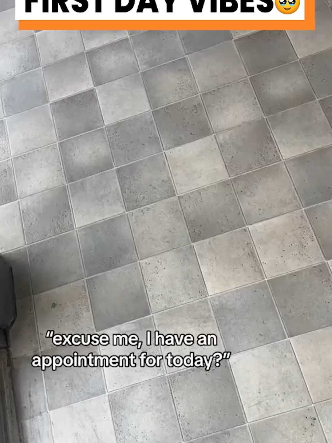 He's doing his best ( @vetcare.canada via @arkbykomi ) #dog #dogsoftiktok #dogswithjobs #firstday #vet