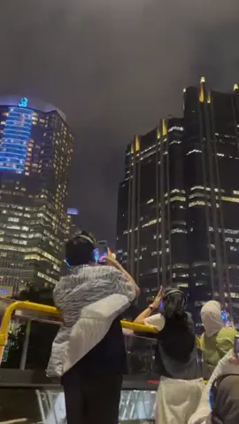 OPEN TOP TOUR OF JAKARTA ✨ “Seru banget keliling Jakarta naik bus tingkat! Angin sepoi-sepoi, view kota keren, dan pastinya pengalaman yang beda banget. Thank you Open Top Tour Transjakarta!” 🚌🌆 📍 “Baru pertama kali coba Open Top Tour Transjakarta dan langsung jatuh cinta! Cocok banget buat healing tipis-tipis sambil lihat sisi lain Jakarta.”  #opentoptour  #transjakarta 