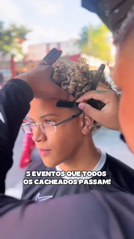 Já passou por alguma fase dessas?👀 #cabelo #cacheado #luzesnocabelo #fy #viral 