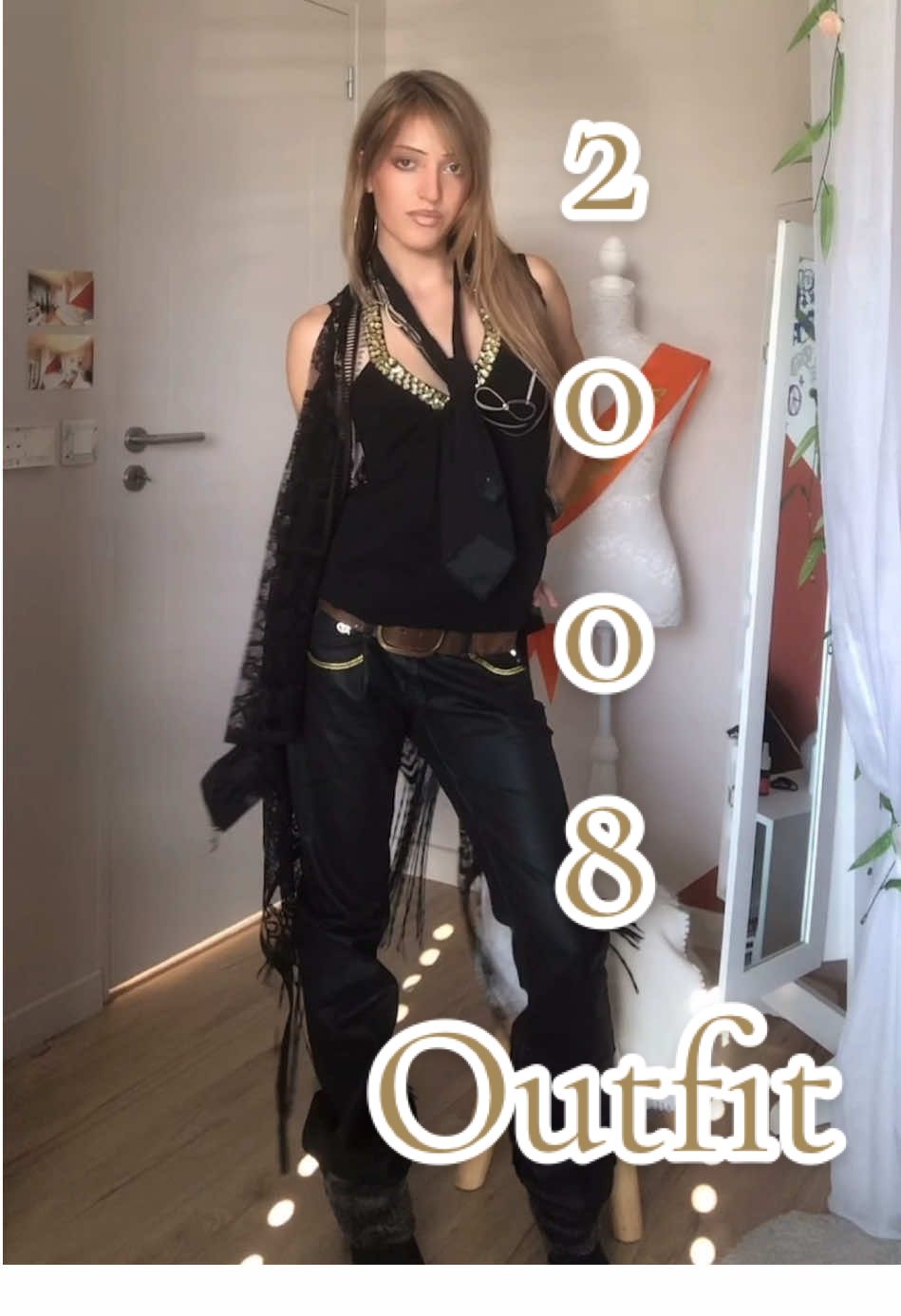 Outfit 🪩🎸#outfit #maggy2k #2010s #rockchic #outfitoftheday 