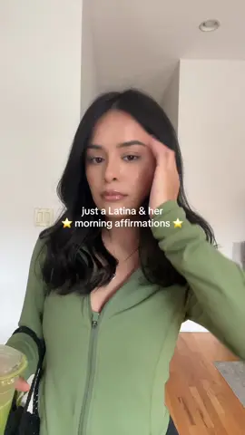 echale ganas mija, tu si puedes, mi reina, precious, hermosa 🤭⭐️🫶🏽 is what I tell myself every morning in Spanish & English bc I’m just a bilingual baddie hehe  #latineheritagemonth #hispanicheritagemonth #latinatok #latinacreator #morningroutine 