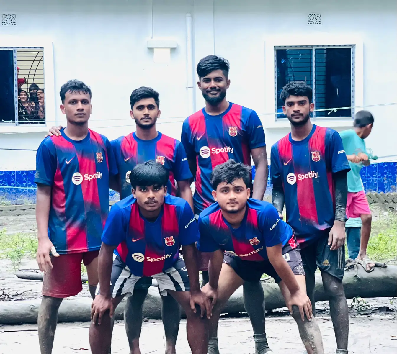 @Sezan Aman(04) #outfit cowok berwana #viral #fyp #Outfit #⚽