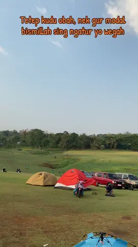 #wadukgembong #pesonaponcodan #wisatapati #pati  suasana waduk seloromo saat air kering, 