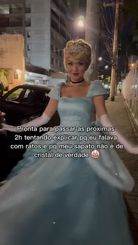 Qual foi a pergunta mais difícil que vc já recebeu sendo princesa ou heroi? 😂 a minha foi de ariel, ela perguntou como eu fazia xixi 🤡