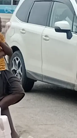 #pesa I inanunua  furaha mademu  nimewaachia nyinyi@GENIUS_B 