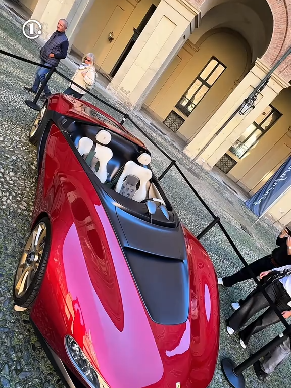 Una delle #Ferrari più rare di sempre è la #Pininfarina Sergio, in mostra al Salone dell’Auto di Torino 2025! Ne hanno fatte solo 6 ed è basata sulla 458 Speciale #FerrariSergio #motor1 #saloneauto