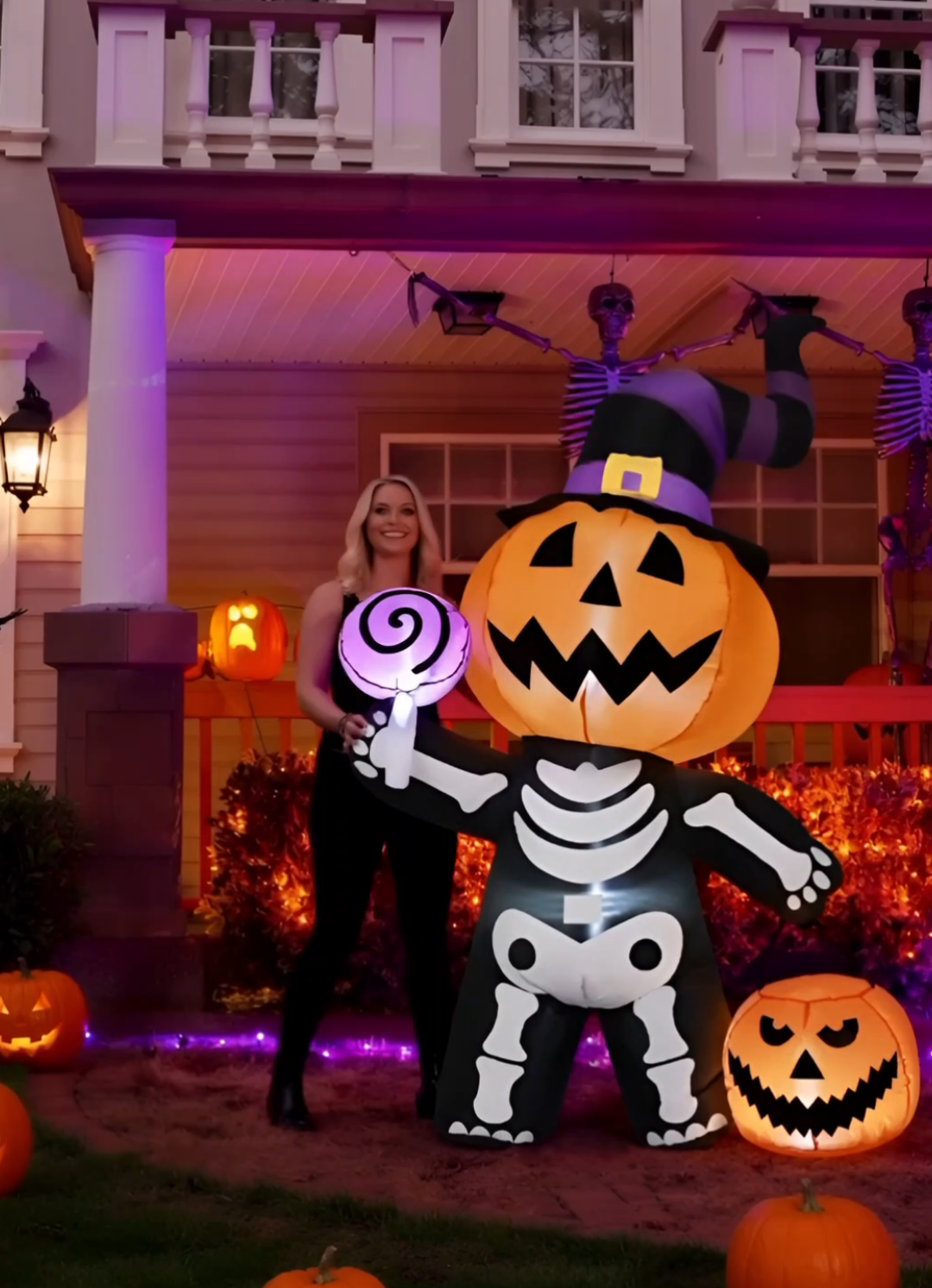 The spooky season has arrived #halloweeninflatables#halloweendecor#haoweenoutdoordecor#halloween#tiktokshop creatorpicks