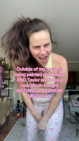 YA GURL IS RIDING A HIGHHHHH #homereno #tsthelifeofashowgirl #thelifeofashowgirl #taylorswift #swifttok @Taylor Nation @Taylor Swift 