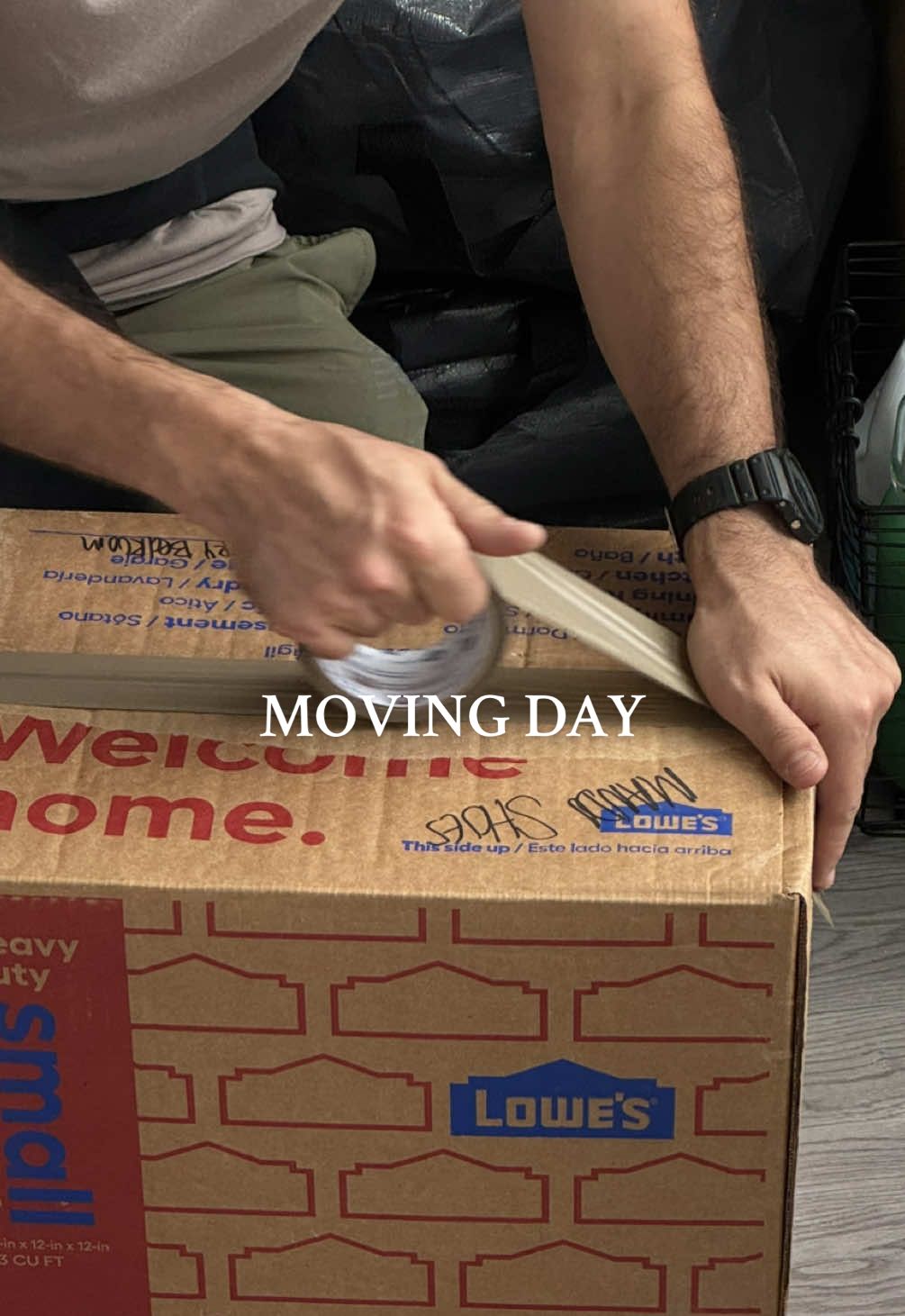 MOVING DAY VLOG  I can’t lie, hiring movers was probably the best decision I’ve ever made. A day that was supposed to be stressful turned out to be completely stress free. Thanks again to WellKnown Moving for making my day so easy and handling all my belongings with such care 💕 @Papa Johns  #movingday #movingout #movingvlog 